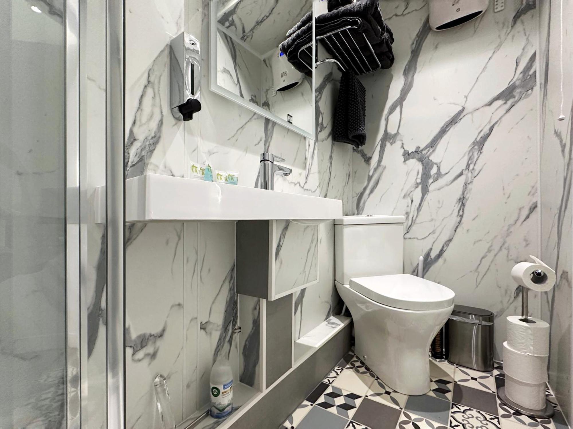 Kensington Studio Hosted By Airoperate Near Notting Hill - 1 Double Bed , 1 Sofa Bed, Ground Floor Apartment Via Private Entrance London Kültér fotó