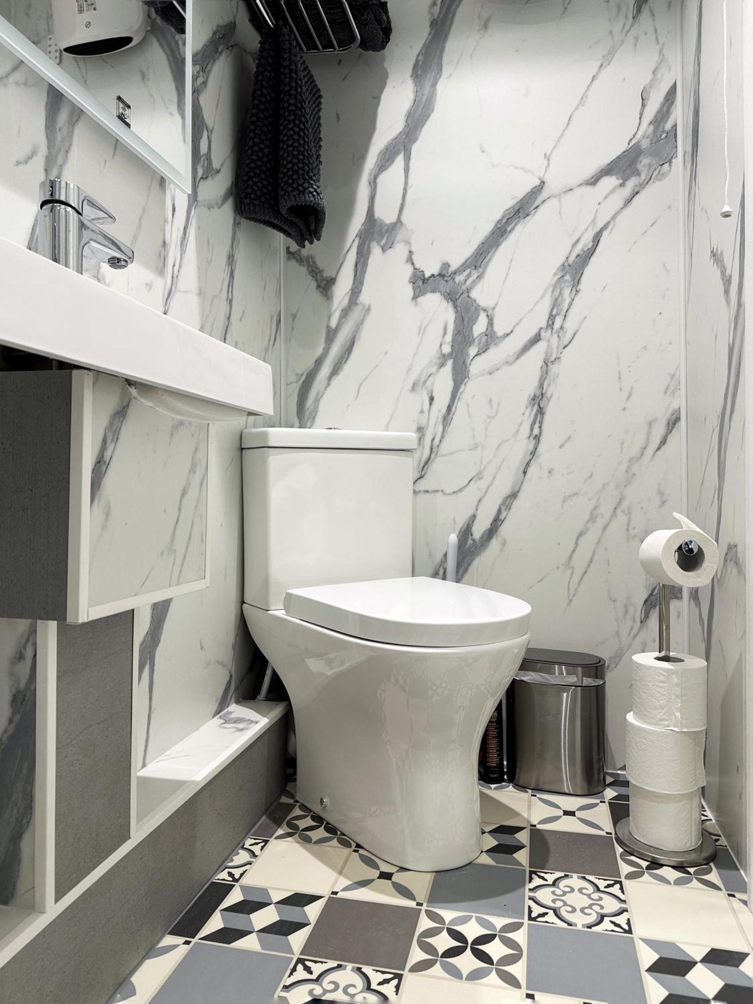 Kensington Studio Hosted By Airoperate Near Notting Hill - 1 Double Bed , 1 Sofa Bed, Ground Floor Apartment Via Private Entrance London Kültér fotó