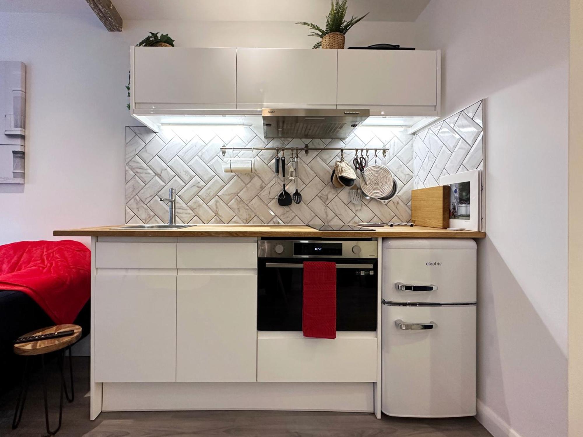Kensington Studio Hosted By Airoperate Near Notting Hill - 1 Double Bed , 1 Sofa Bed, Ground Floor Apartment Via Private Entrance London Kültér fotó