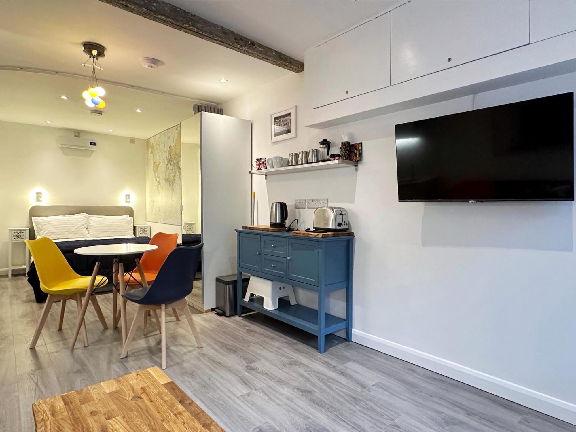 Kensington Studio Hosted By Airoperate Near Notting Hill - 1 Double Bed , 1 Sofa Bed, Ground Floor Apartment Via Private Entrance London Kültér fotó